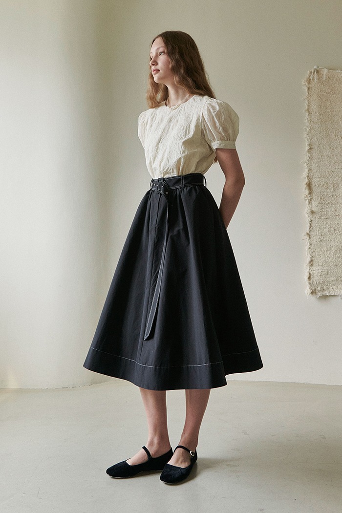 [Sample] Belted flared skirt (black)